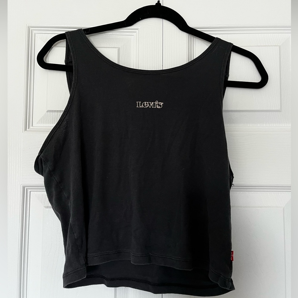 Levi’s crop top